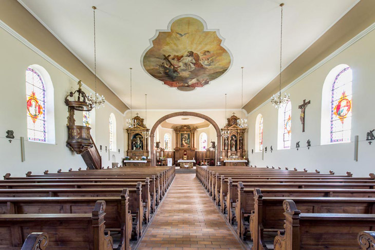 Photos de l'intérieur de l'église Sainte Rosalie située dans le village de Rombach-le-Franc